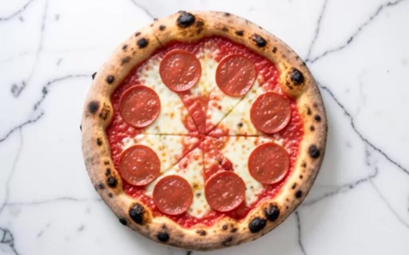 Wood-fired cheese pizza